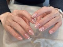 「あの人の手ステキ」言われるかも♡【40・50代】上品 & 若見え「パールネイル」