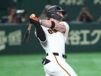 代打キャベッジが大仕事！　先制8号に山崎伊織も笑顔、5月28日以来の一発…1-0勝利に貢献