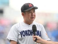 横浜・村田監督の目には涙「本当に感謝」　ナインを襲った重圧…春夏連覇へ思い