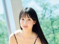 制コレ美女・百田汐里、透明感あふれる爽やかなグラビア披露