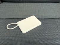 ケーブル一体型でシンプル。ゲルポリマー電解質採用だから発火しにくい「モバイルバッテリー」