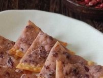 「食べる手が止まらなくなりそう」「最高の組み合わせ」　餃子の皮に塗ったのは…