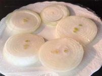 輪切りのタマネギをレンジでチンして…　できた簡単おかずに「子供がハマった」