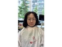 「できる女性上司という感じ」　55歳女性が美容室で悩みを解消　「若返ってます」と話題に