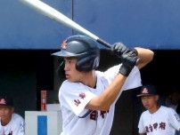 【高校野球】２年生・深沢が全打席出塁の大活躍　駿台甲府は北杜を７回コールで下し３回戦へ
