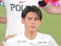 浦和ＦＷ小森飛絢が移籍後初ゴール　昨年のＪ２得点王＆ＭＶＰが打点高いヘッド　前半湘南に２点リード