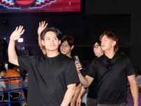 【球宴】ロッテは黒Ｔシャツで統一　山本大斗はインスタライブ