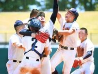 全校２４人中２３人が野球部員…創部８年目の未来富山が初聖地、監督は元ヤクルト内野手の長男