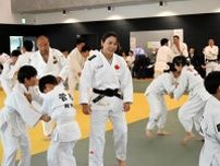 けがしない受け身、熱く指導　柔道金の出口選手ら北見で教室