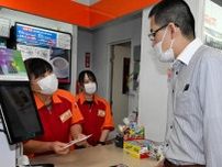 多様な設定でコンビニ訓練　士別　「強盗」「カスハラ」「特殊詐欺」に対応