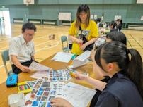 雄武中生、まちPRに観光パンフ作成　修学旅行の札幌で配布へ
