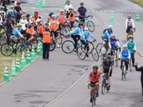100キロサイクリングin旭川　247人が丘陵や水田地帯駆ける