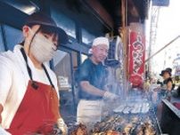ウナギ求め長〜い列　土用の丑、上市の鮮魚店