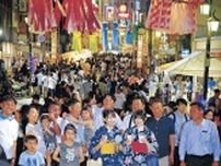 七夕飾り福光彩る　ねつおくり祭り始まる