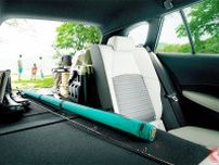 新車235万円！ トヨタ「新ステーションワゴン」に反響あり！ 「コスパ最高にイイ」「たくさん荷物積める」声も!? 「カローラツーリング」何が変わった？ 魅力は？