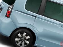 262万円から！ ホンダ新「コンパクトミニバン」発売！ 全長4.3mの“ちょうどいいボディ”に「最大7人」乗れる！ ガバッと開く“スライドドア”もイイ！ 「安全機能＆耐久性」が進化した「フリード」登場！