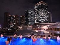 「うめきた」初めての夏…夜景を涼しく望むナイトプールがさっそく話題、パフォーマンスや温泉も楽しめる