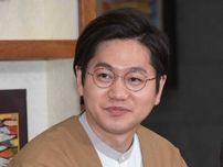 「荷が重すぎるよ」30歳芸人、音楽界のビッグネームたちと肩並べ苦笑…「頑張れ後輩www」「すごすぎて肩こりそう…！笑」