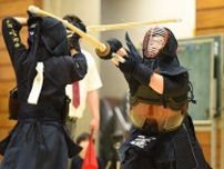 「壁」を超えろ　地元初Vへ意気込む選抜チーム　葛飾区長杯剣道