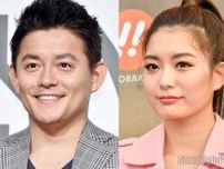 スピードワゴン井戸田潤の妻・蜂谷晏海、家族3ショット公開 “お揃いハット”で息子1歳誕生日を祝福