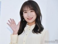 秋元真夏、雪中で美脚披露 オフショット動画に反響「プロすぎる」「真冬も似合う」