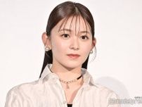 久間田琳加、スラリ美脚際立つ“りんか丈”衣装姿公開「憧れのスタイル」「可愛すぎる」と反響