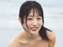 私立恵比寿中学・桜木心菜、水着姿で美ボディ輝く