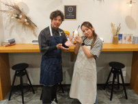 果物スイーツ店「19時のGohoubi」新飯塚店が1周年　夫婦で営業