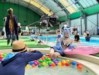 下松・健康パーク屋内プールで恒例イベント　コスプレ撮影会に100人来場