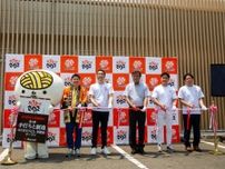 高松「はなまるうどん多肥店」がリニューアル　職人の手打ち実演も