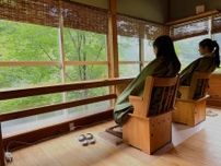 森の中で体験する「よもぎ蒸し」。非日常を味わいながら、たっぷりのスチームで心も体も元気に！｜鳥取県若桜町