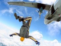 なぜ旅客機には乗客全員分のパラシュートが積まれていないのか