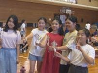 【長崎】平和祈念式典で福山雅治さんの「クスノキ」を合唱　児童に“たぬき絵”の「長崎ハタ」