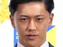 【テニス】ウィンブルドン車いすの部優勝の小田凱人がタキシード姿「ゴージャス」「カッコいい」