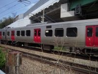 早朝にJR鹿児島線千早駅で枕木の消火活動　一時ダイヤに乱れ（7月26日午前5時53分後ごろ）