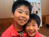 「こんな姿を見るのは初めて!」まえだまえだ弟〝最新姿〟に衝撃…金髪＆パーマスタイルが「さいこー」「お似合い」「どんどんカッコいい男に」大反響、映画「ベートーヴェン捏造」ショットに注目集まる