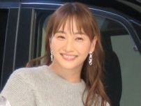 「丸出しで」40歳・3児のママタレ飲食店順番待ちに騒然「こっそりVIP個室へと通されてるんだと思ってた」