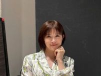 「色気マシマシです」片肌あらわ、シックな黒ドレスの宮澤エマに脚光「ステキ」「美しすぎ」「超綺麗で憧れます」