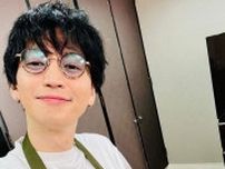 「声も仕草も似てる」大倉忠義、トリキ社長の父と〝親子ショット〟に「イケメンの親はイケメン」「私、パパ派かも♡」とSNS騒然