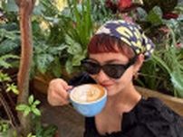 「サービスショット」大胆ビキニの30歳フィギュアスケーターに大反響「自然体で素敵」「ナイスバディー」