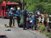 山で渓流釣りをしていた男性が行方不明に 警察などが捜索し近くの沢の中で意識のない身元不明の男性を発見　新潟