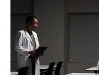 「DOCTOR PRICE」事件のカギを握る2人の人物が登場した第3話を振り返り！次回、医療過誤が起きた手術の全容が明らかに