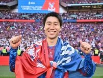 “人種差別的暴言と酷評”を浴びた鎌田大地が英国人記者にポツリ「死の淵から生還、得意なので」クラブ初タイトルで評価一変…今夏去就は？
