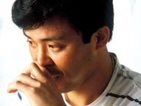 「なぜルーキー岡田彰布を使わないんだ」球団社長が介入…“阪神タイガース暗黒時代”原点は名外国人監督への「カミソリ入り手紙」事件だった