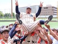 王者・大阪桐蔭を決勝で撃破…「継投で乗り切れた」東大阪大柏原の元プロ監督と「エースに託した」高校野球の名将が明暗を分けたワケは？