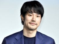 松山ケンイチ、自身の車庫をDIYで模様替え「車庫めちゃひろーい」「カスタムカッコ良すぎます」
