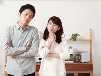 夏になると気になる！　「家の悩み」ランキング　3位「湿度が高くなる」2位「室内が暑い」…1位は？