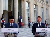 マクロン仏大統領、エアバスとマレーシア航空の「歴史的」契約を発表