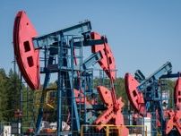 原油先物小動き、イラク生産減と米関税問題が交錯
