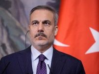 トルコ外相、シリアの分裂阻止に決意　直接介入辞さない姿勢